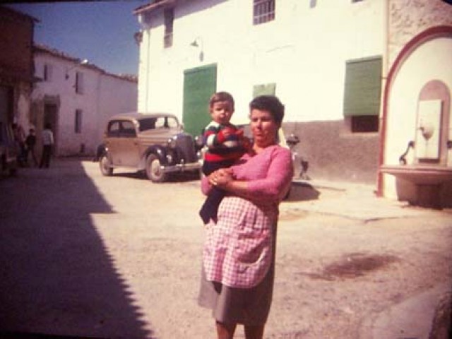 1975 (?) La Tia Rosa
